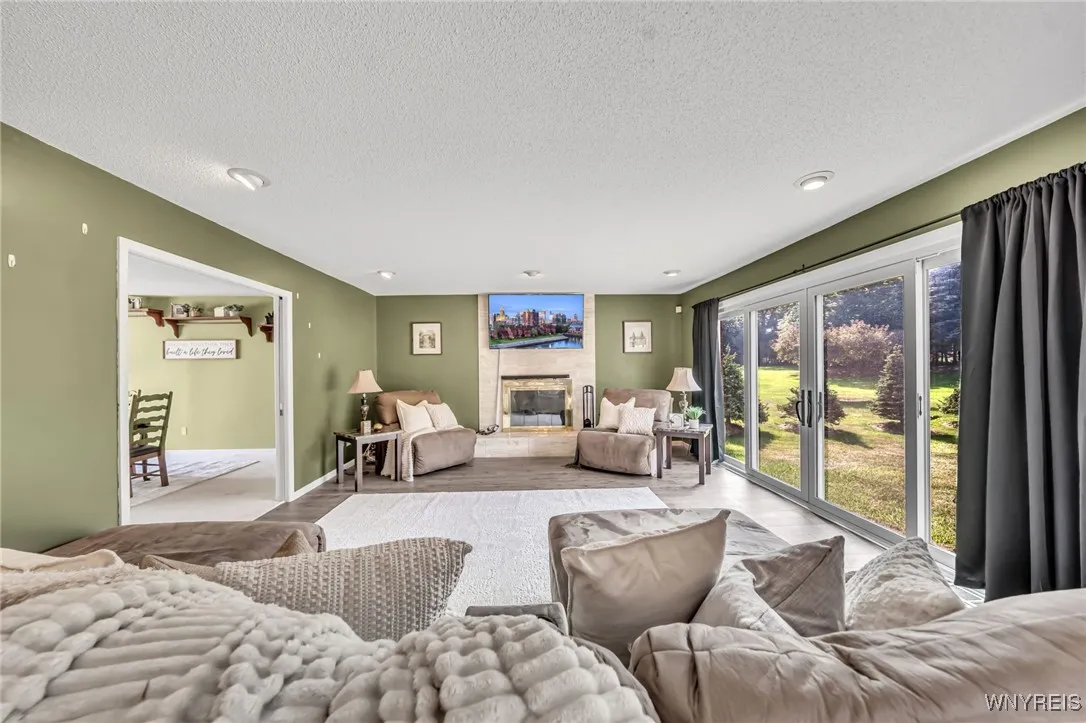 68 Rolling Woods Lane S, West Seneca, New York 142, West Seneca, New York 14224, 5 Bedrooms Bedrooms, 9 Rooms Rooms,2 BathroomsBathrooms,Residential,Closed,68 Rolling Woods Lane S, West Seneca, New York 142,0,B1623131