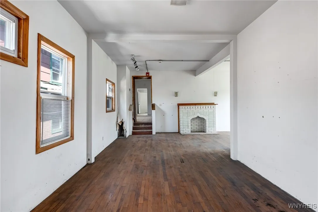 2960 Bailey Avenue, Buffalo, New York 14215, Buffalo, New York 14215, 3 Bedrooms Bedrooms, ,1 BathroomBathrooms,Residential,For Sale,2960 Bailey Avenue, Buffalo, New York 14215,B1622605