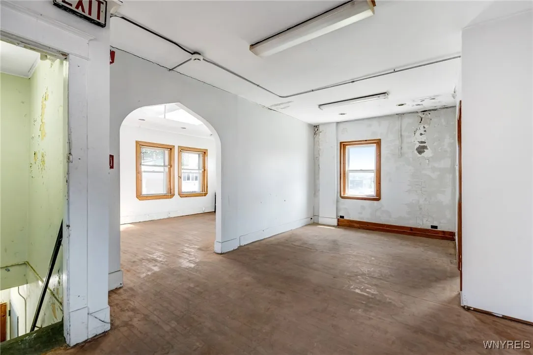 2960 Bailey Avenue, Buffalo, New York 14215, Buffalo, New York 14215, 3 Bedrooms Bedrooms, ,1 BathroomBathrooms,Residential,For Sale,2960 Bailey Avenue, Buffalo, New York 14215,B1622605