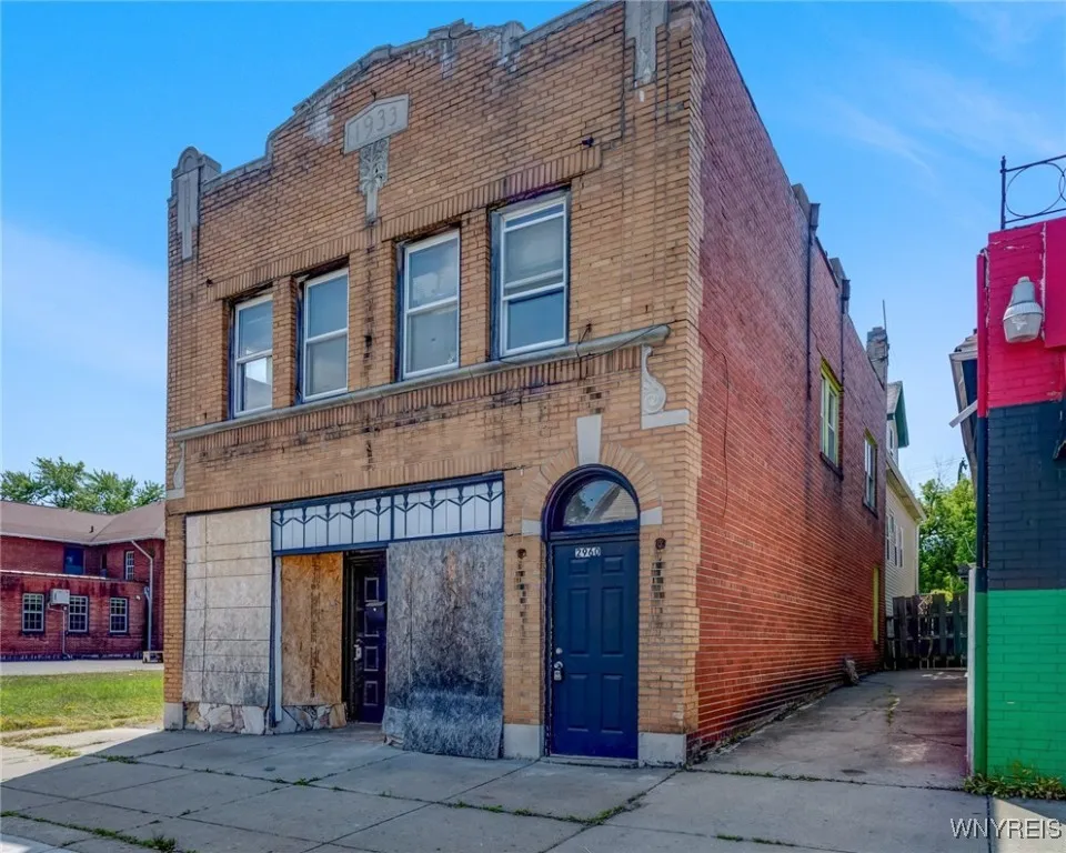 2960 Bailey Avenue, Buffalo, New York 14215, Buffalo, New York 14215, 3 Bedrooms Bedrooms, ,1 BathroomBathrooms,Residential,For Sale,2960 Bailey Avenue, Buffalo, New York 14215,B1622605