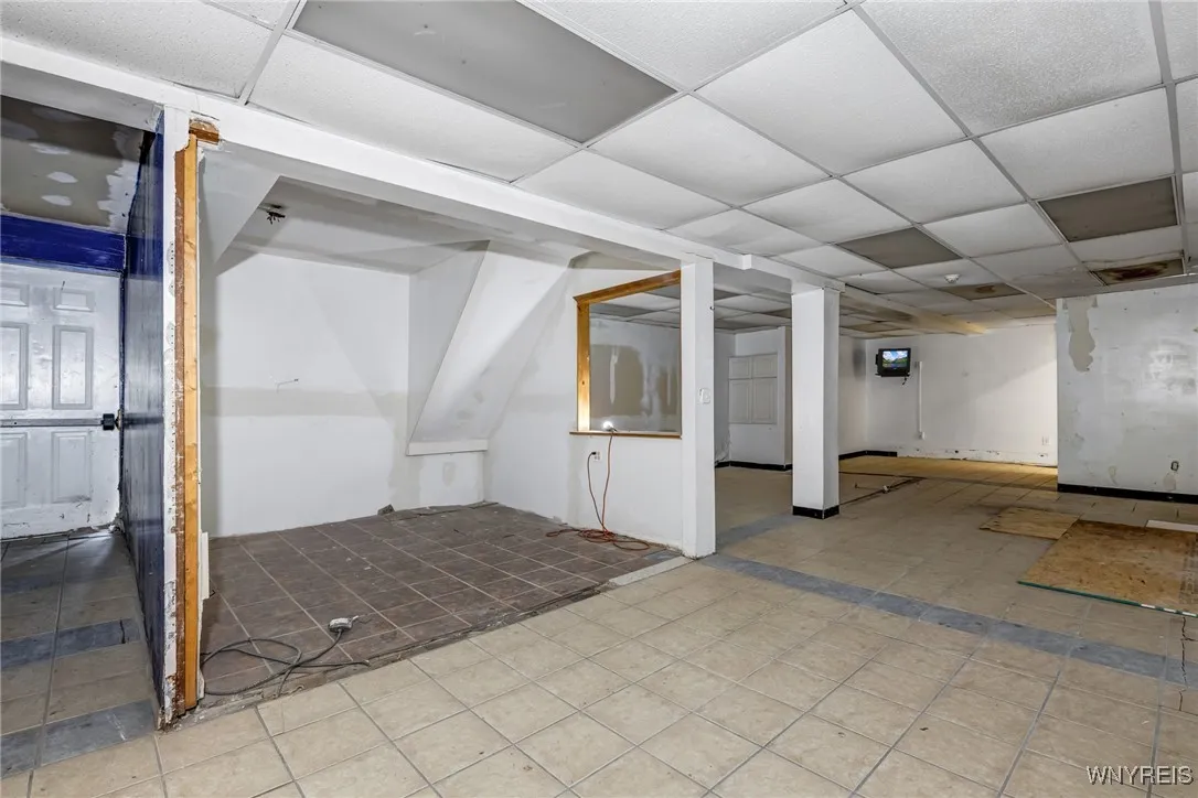 2960 Bailey Avenue, Buffalo, New York 14215, Buffalo, New York 14215, 3 Bedrooms Bedrooms, ,1 BathroomBathrooms,Residential,For Sale,2960 Bailey Avenue, Buffalo, New York 14215,B1622605