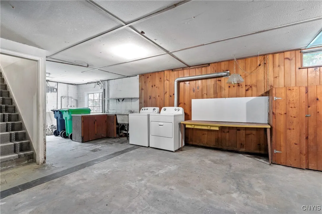 4532 Brickyard Falls Road, Manlius, New York 13104, Manlius, New York 13104, 3 Bedrooms Bedrooms, 5 Rooms Rooms,1 BathroomBathrooms,Residential,For Sale,4532 Brickyard Falls Road, Manlius, New York 13104,S1622421