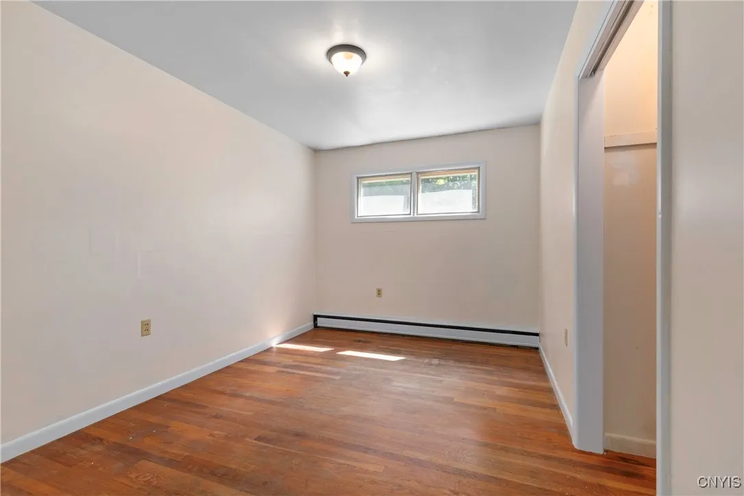 4532 Brickyard Falls Road, Manlius, New York 13104, Manlius, New York 13104, 3 Bedrooms Bedrooms, 5 Rooms Rooms,1 BathroomBathrooms,Residential,For Sale,4532 Brickyard Falls Road, Manlius, New York 13104,S1622421