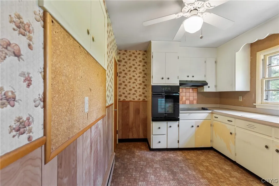 4532 Brickyard Falls Road, Manlius, New York 13104, Manlius, New York 13104, 3 Bedrooms Bedrooms, 5 Rooms Rooms,1 BathroomBathrooms,Residential,For Sale,4532 Brickyard Falls Road, Manlius, New York 13104,S1622421