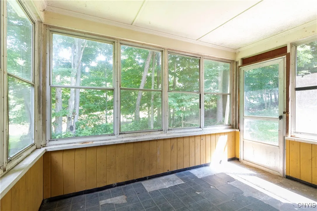 4532 Brickyard Falls Road, Manlius, New York 13104, Manlius, New York 13104, 3 Bedrooms Bedrooms, 5 Rooms Rooms,1 BathroomBathrooms,Residential,For Sale,4532 Brickyard Falls Road, Manlius, New York 13104,S1622421