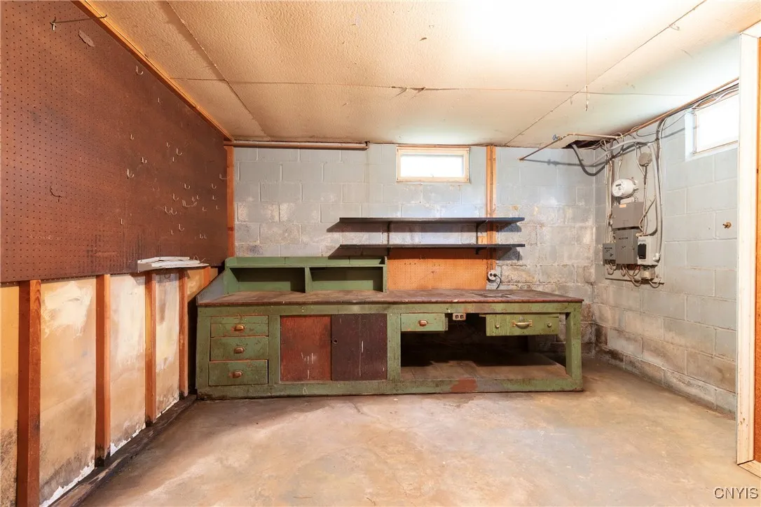 4532 Brickyard Falls Road, Manlius, New York 13104, Manlius, New York 13104, 3 Bedrooms Bedrooms, 5 Rooms Rooms,1 BathroomBathrooms,Residential,For Sale,4532 Brickyard Falls Road, Manlius, New York 13104,S1622421