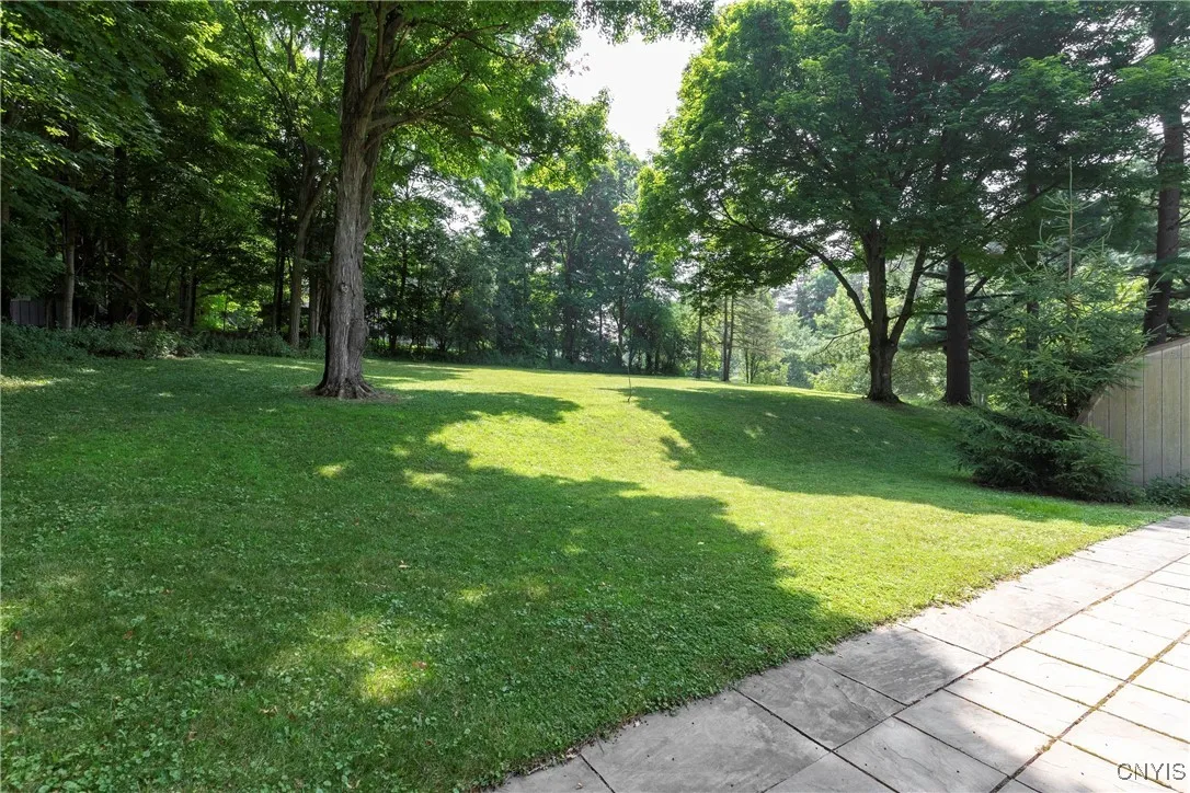 4532 Brickyard Falls Road, Manlius, New York 13104, Manlius, New York 13104, 3 Bedrooms Bedrooms, 5 Rooms Rooms,1 BathroomBathrooms,Residential,For Sale,4532 Brickyard Falls Road, Manlius, New York 13104,S1622421