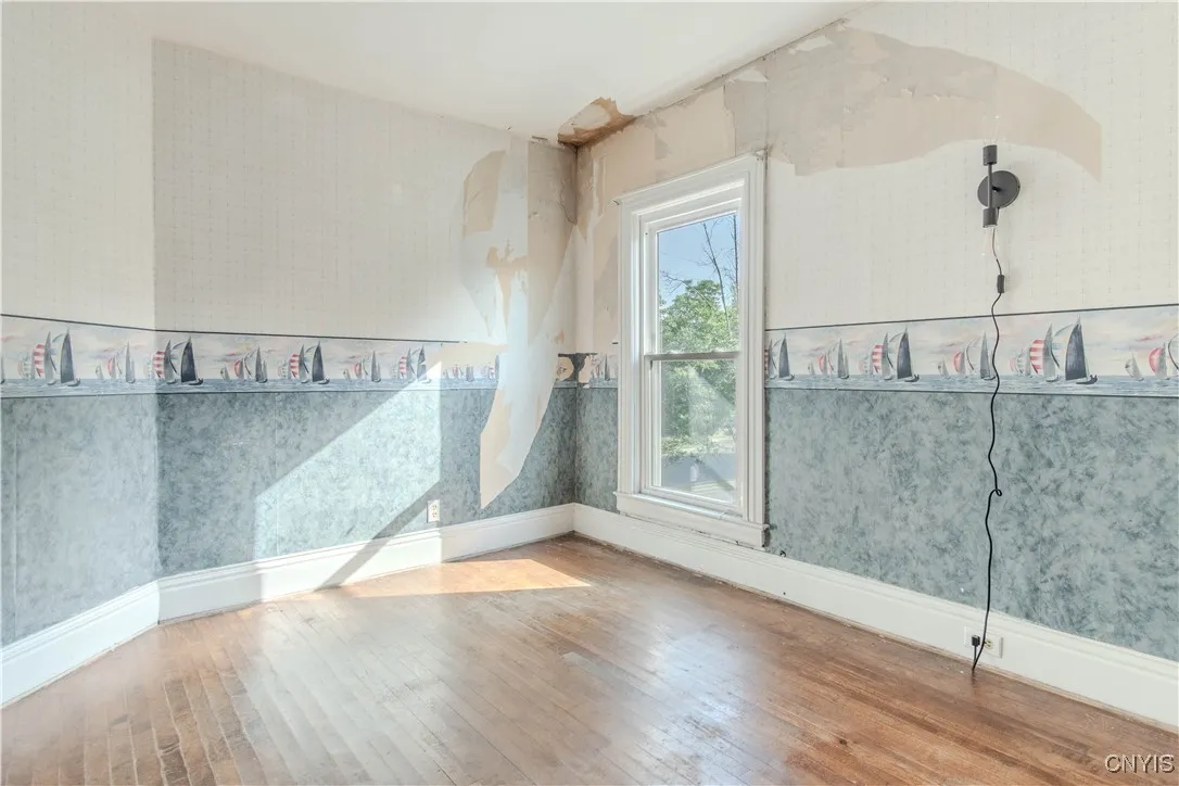 363 Brainard Street, Watertown City, New York 1360, Watertown City, New York 13601, 3 Bedrooms Bedrooms, 8 Rooms Rooms,2 BathroomsBathrooms,Residential,For Sale,363 Brainard Street, Watertown City, New York 1360,S1622907