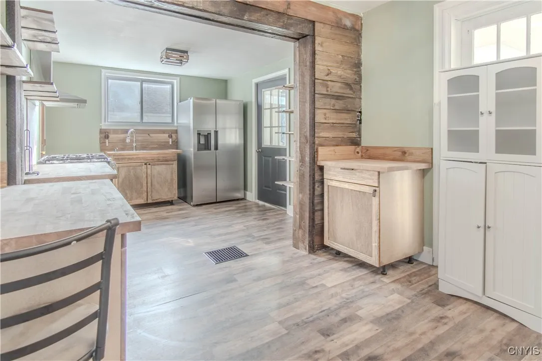 363 Brainard Street, Watertown City, New York 1360, Watertown City, New York 13601, 3 Bedrooms Bedrooms, 8 Rooms Rooms,2 BathroomsBathrooms,Residential,For Sale,363 Brainard Street, Watertown City, New York 1360,S1622907