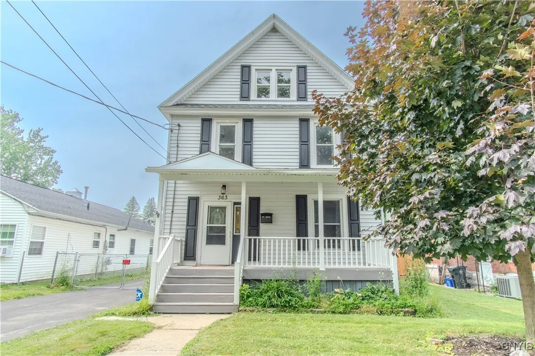 363 Brainard Street, Watertown City, New York 1360, Watertown City, New York 13601, 3 Bedrooms Bedrooms, 8 Rooms Rooms,2 BathroomsBathrooms,Residential,For Sale,363 Brainard Street, Watertown City, New York 1360,S1622907