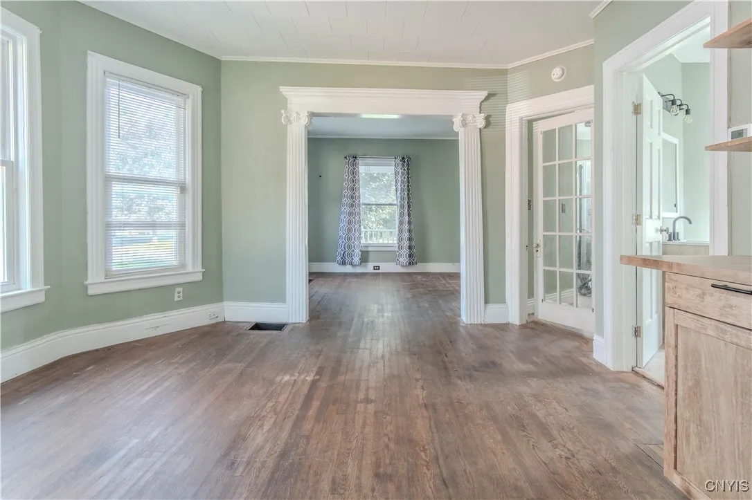363 Brainard Street, Watertown City, New York 1360, Watertown City, New York 13601, 3 Bedrooms Bedrooms, 8 Rooms Rooms,2 BathroomsBathrooms,Residential,For Sale,363 Brainard Street, Watertown City, New York 1360,S1622907