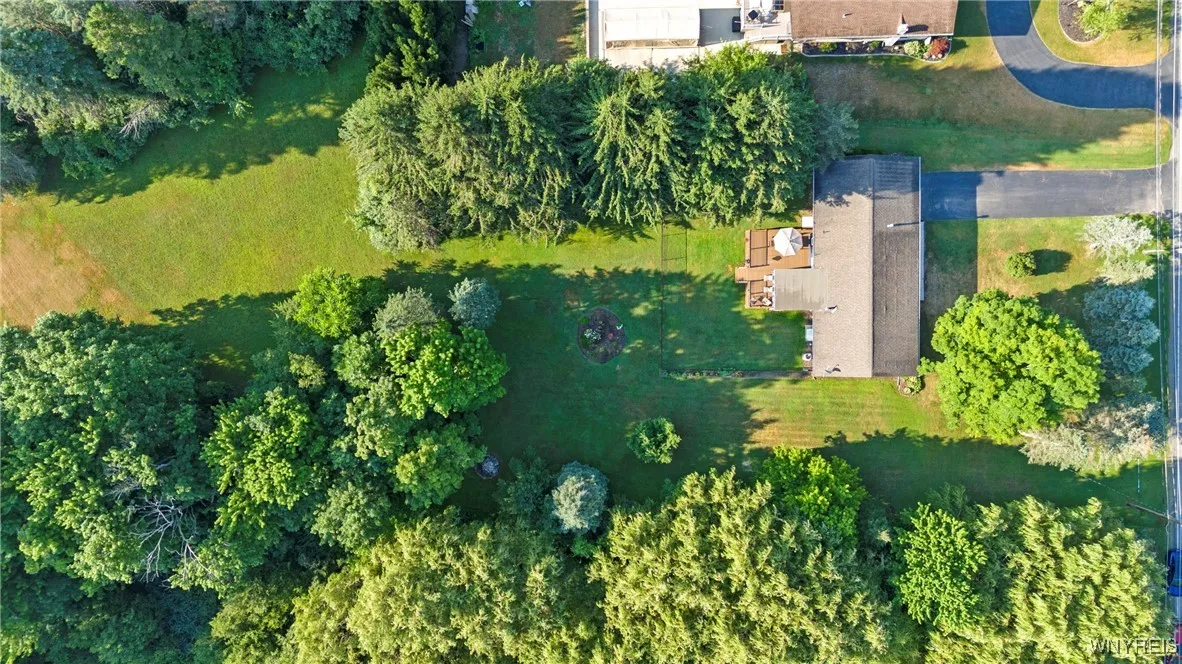 893 Townline Road, Marilla, New York 14059, Marilla, New York 14059, 3 Bedrooms Bedrooms, 8 Rooms Rooms,1 BathroomBathrooms,Residential,For Sale,893 Townline Road, Marilla, New York 14059,B1623236