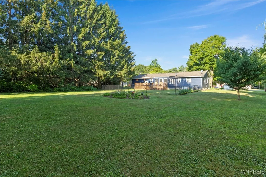 893 Townline Road, Marilla, New York 14059, Marilla, New York 14059, 3 Bedrooms Bedrooms, 8 Rooms Rooms,1 BathroomBathrooms,Residential,For Sale,893 Townline Road, Marilla, New York 14059,B1623236