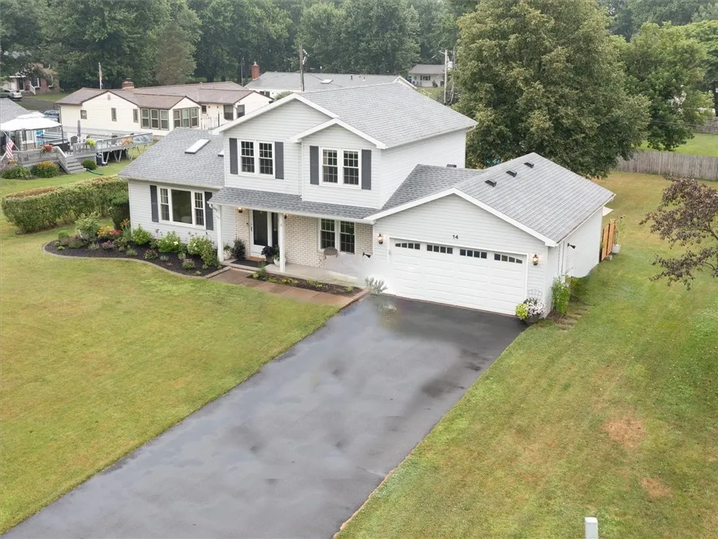 14 Sand Pebble Drive, Chili, New York 14624, Chili, New York 14624, 3 Bedrooms Bedrooms, 6 Rooms Rooms,2 BathroomsBathrooms,Residential,For Sale,14 Sand Pebble Drive, Chili, New York 14624,R1623275
