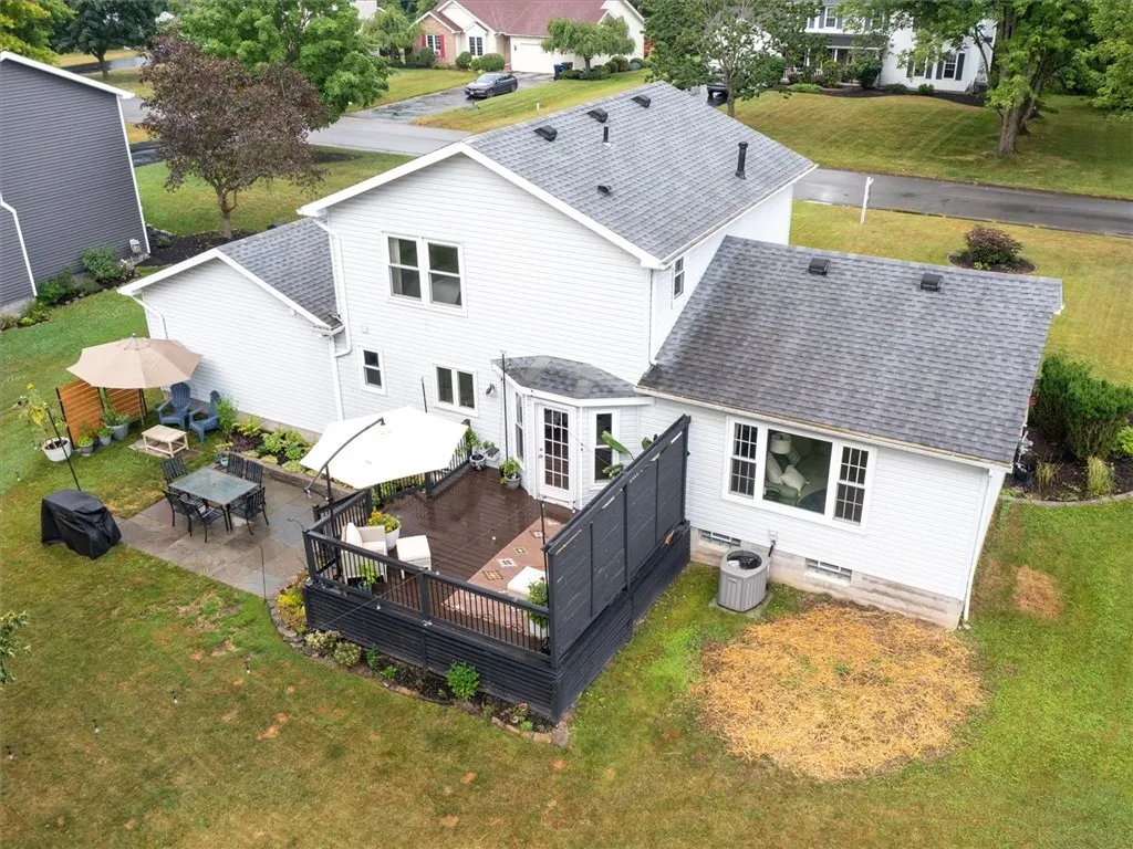 14 Sand Pebble Drive, Chili, New York 14624, Chili, New York 14624, 3 Bedrooms Bedrooms, 6 Rooms Rooms,2 BathroomsBathrooms,Residential,For Sale,14 Sand Pebble Drive, Chili, New York 14624,R1623275