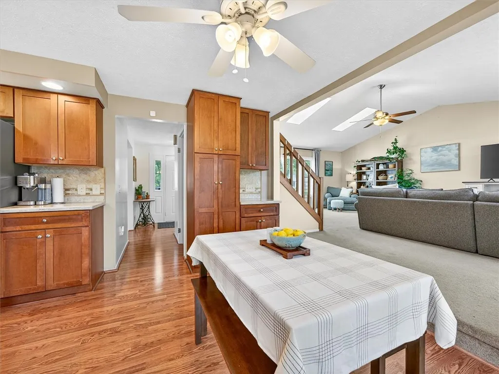 14 Sand Pebble Drive, Chili, New York 14624, Chili, New York 14624, 3 Bedrooms Bedrooms, 6 Rooms Rooms,2 BathroomsBathrooms,Residential,For Sale,14 Sand Pebble Drive, Chili, New York 14624,R1623275
