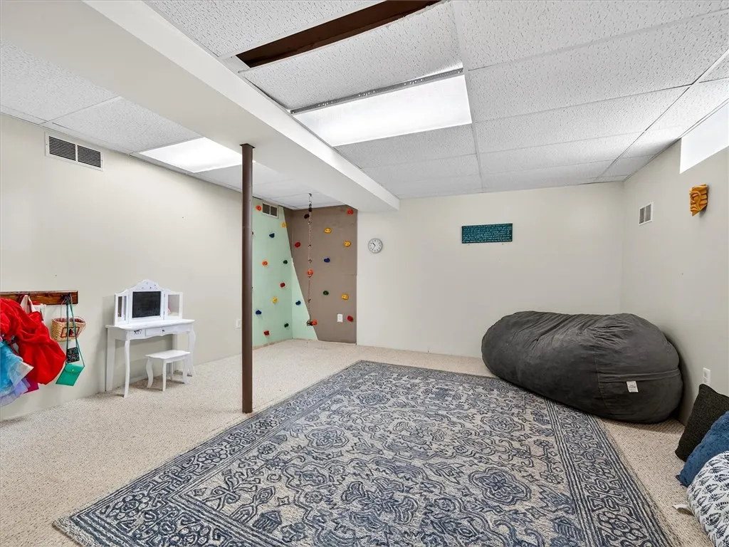 14 Sand Pebble Drive, Chili, New York 14624, Chili, New York 14624, 3 Bedrooms Bedrooms, 6 Rooms Rooms,2 BathroomsBathrooms,Residential,For Sale,14 Sand Pebble Drive, Chili, New York 14624,R1623275