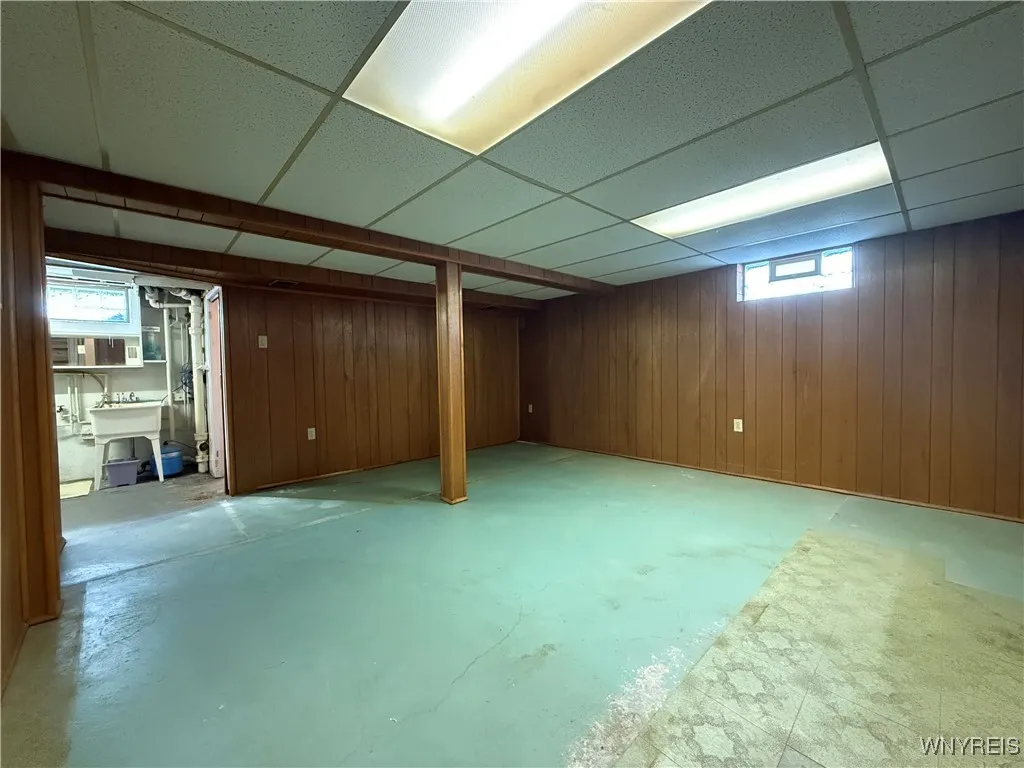 365 Linwood Avenue, North Tonawanda, New York 1412, North Tonawanda, New York 14120, 4 Bedrooms Bedrooms, 9 Rooms Rooms,1 BathroomBathrooms,Residential,For Sale,365 Linwood Avenue, North Tonawanda, New York 1412,B1623058