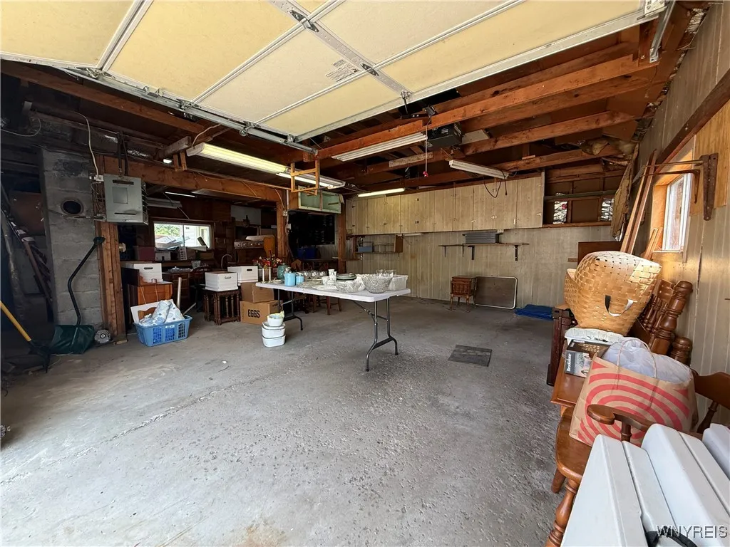 365 Linwood Avenue, North Tonawanda, New York 1412, North Tonawanda, New York 14120, 4 Bedrooms Bedrooms, 9 Rooms Rooms,1 BathroomBathrooms,Residential,For Sale,365 Linwood Avenue, North Tonawanda, New York 1412,B1623058