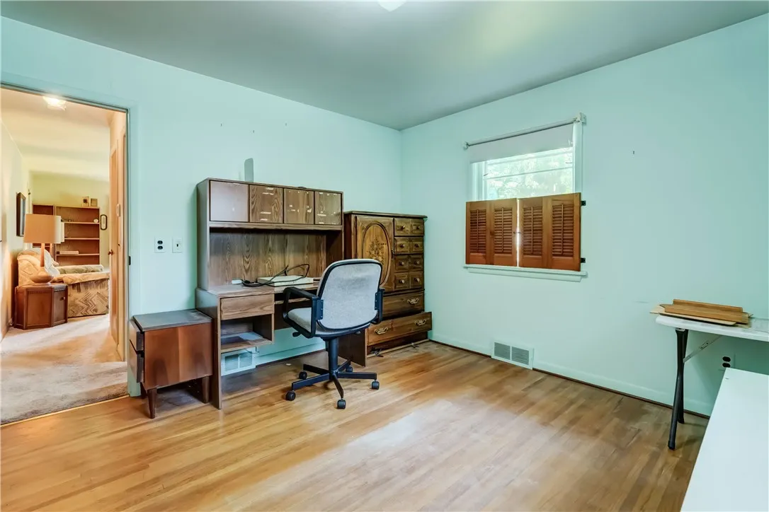 29 Country Lane, Penfield, New York 14526, Penfield, New York 14526, 3 Bedrooms Bedrooms, 6 Rooms Rooms,1 BathroomBathrooms,Residential,For Sale,29 Country Lane, Penfield, New York 14526,R1623024