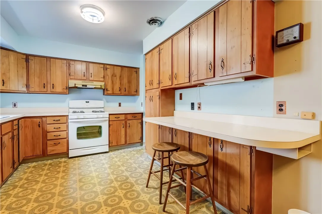 29 Country Lane, Penfield, New York 14526, Penfield, New York 14526, 3 Bedrooms Bedrooms, 6 Rooms Rooms,1 BathroomBathrooms,Residential,For Sale,29 Country Lane, Penfield, New York 14526,R1623024