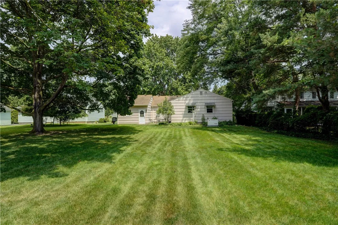 29 Country Lane, Penfield, New York 14526, Penfield, New York 14526, 3 Bedrooms Bedrooms, 6 Rooms Rooms,1 BathroomBathrooms,Residential,For Sale,29 Country Lane, Penfield, New York 14526,R1623024