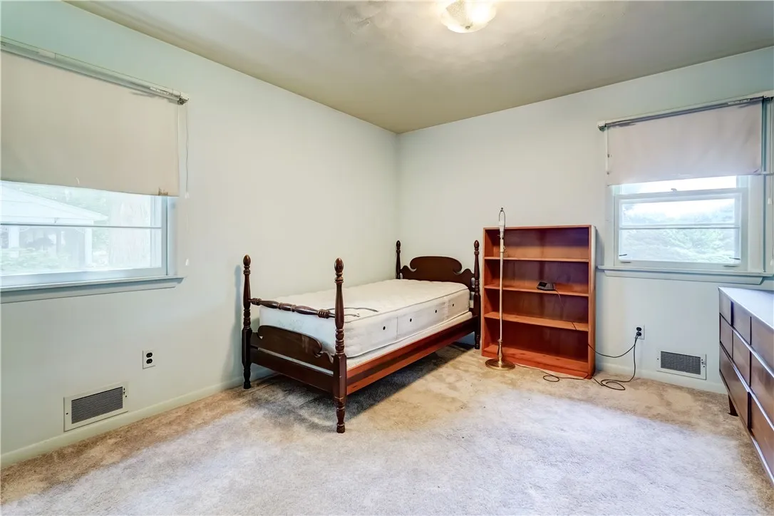 29 Country Lane, Penfield, New York 14526, Penfield, New York 14526, 3 Bedrooms Bedrooms, 6 Rooms Rooms,1 BathroomBathrooms,Residential,For Sale,29 Country Lane, Penfield, New York 14526,R1623024