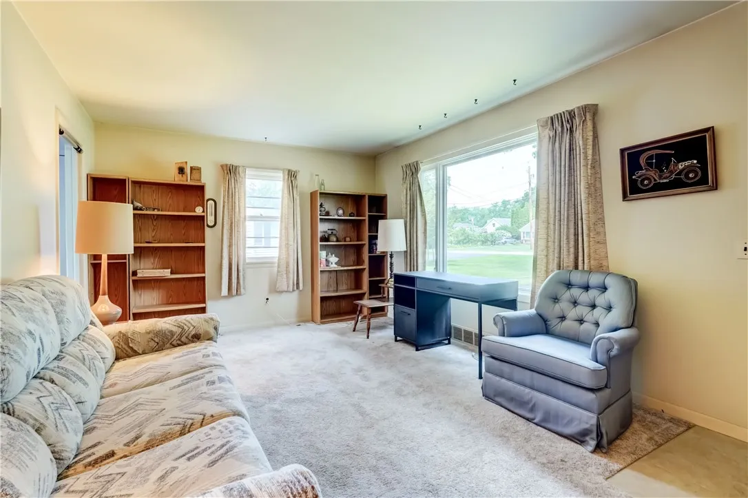 29 Country Lane, Penfield, New York 14526, Penfield, New York 14526, 3 Bedrooms Bedrooms, 6 Rooms Rooms,1 BathroomBathrooms,Residential,For Sale,29 Country Lane, Penfield, New York 14526,R1623024