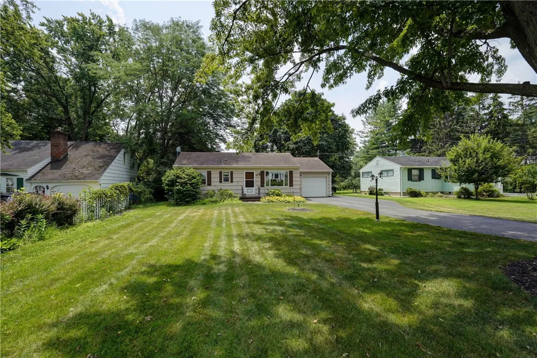 29 Country Lane, Penfield, New York 14526, Penfield, New York 14526, 3 Bedrooms Bedrooms, 6 Rooms Rooms,1 BathroomBathrooms,Residential,For Sale,29 Country Lane, Penfield, New York 14526,R1623024
