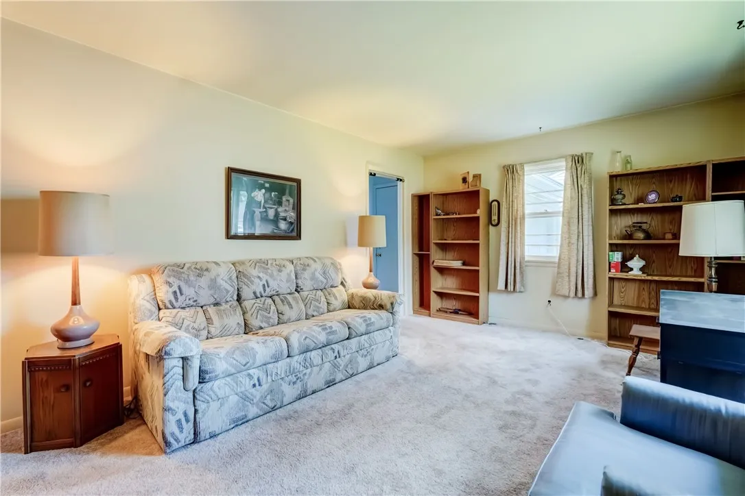 29 Country Lane, Penfield, New York 14526, Penfield, New York 14526, 3 Bedrooms Bedrooms, 6 Rooms Rooms,1 BathroomBathrooms,Residential,For Sale,29 Country Lane, Penfield, New York 14526,R1623024