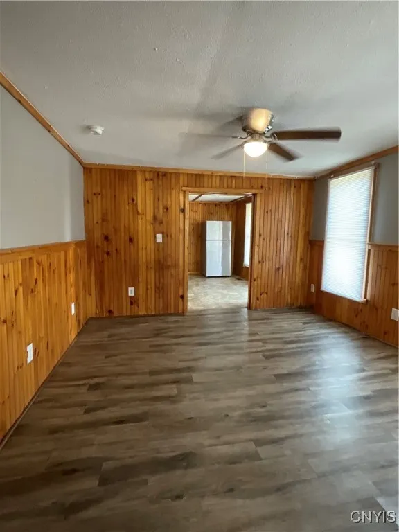 377 West Main Street, Watertown City, New York 136, Watertown City, New York 13601, 3 Bedrooms Bedrooms, 6 Rooms Rooms,1 BathroomBathrooms,Residential Lease,For Rent,377 West Main Street, Watertown City, New York 136,S1623313