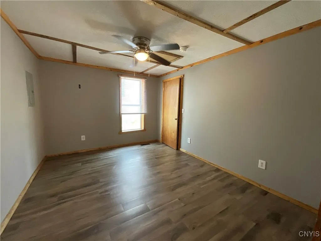 377 West Main Street, Watertown City, New York 136, Watertown City, New York 13601, 3 Bedrooms Bedrooms, 6 Rooms Rooms,1 BathroomBathrooms,Residential Lease,For Rent,377 West Main Street, Watertown City, New York 136,S1623313