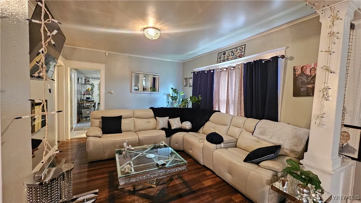 478 Northland Avenue, Buffalo, New York 14211, Buffalo, New York 14211, 6 Bedrooms Bedrooms, ,2 BathroomsBathrooms,Residential,For Sale,478 Northland Avenue, Buffalo, New York 14211,B1623185