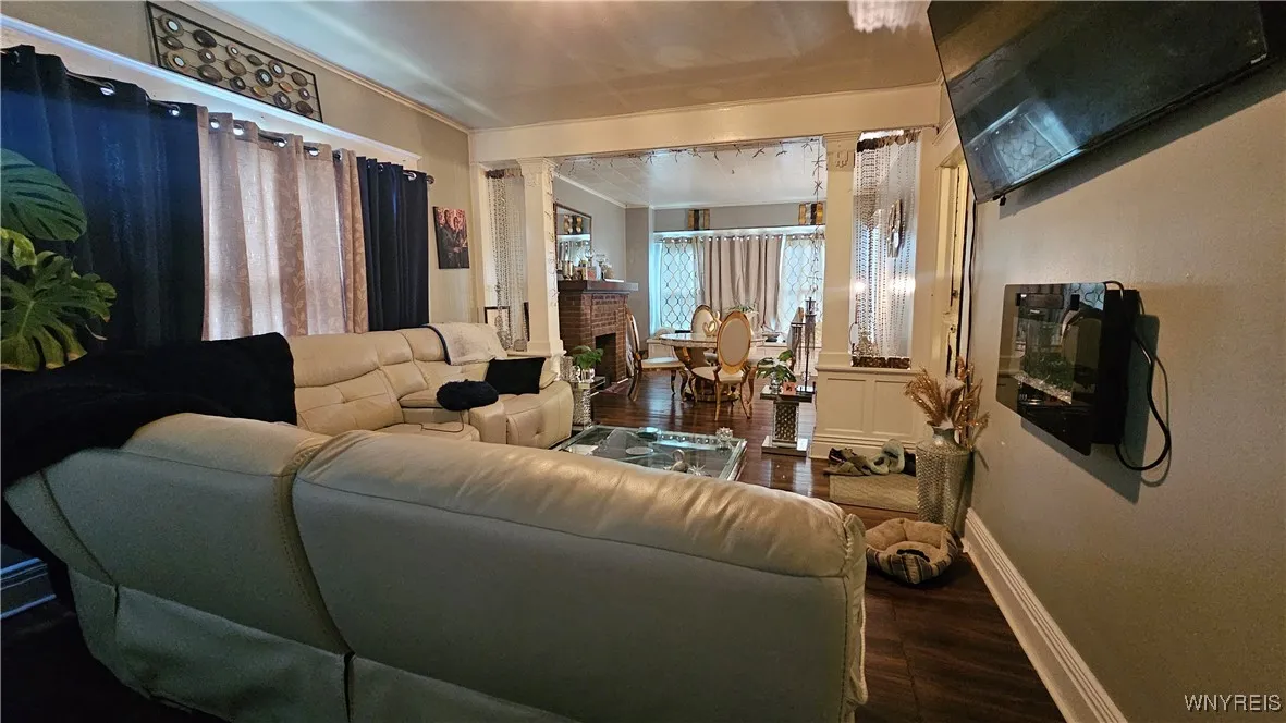 478 Northland Avenue, Buffalo, New York 14211, Buffalo, New York 14211, 6 Bedrooms Bedrooms, ,2 BathroomsBathrooms,Residential,For Sale,478 Northland Avenue, Buffalo, New York 14211,B1623185