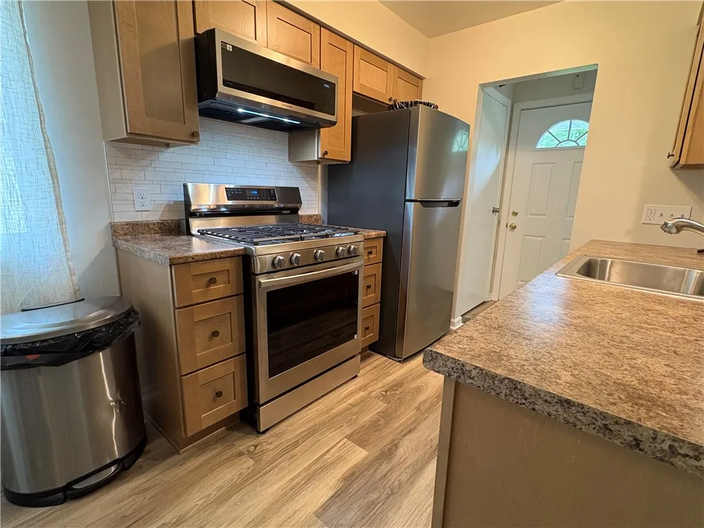 33 Milrace Drive, East Rochester, New York 14445, East Rochester, New York 14445, 2 Bedrooms Bedrooms, 4 Rooms Rooms,1 BathroomBathrooms,Residential,For Sale,33 Milrace Drive, East Rochester, New York 14445,R1623309