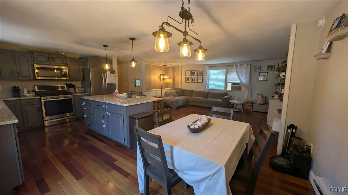 24 Regatta, Geddes, New York 13209, Geddes, New York 13209, 4 Bedrooms Bedrooms, 10 Rooms Rooms,2 BathroomsBathrooms,Residential,For Sale,24 Regatta, Geddes, New York 13209,S1622466
