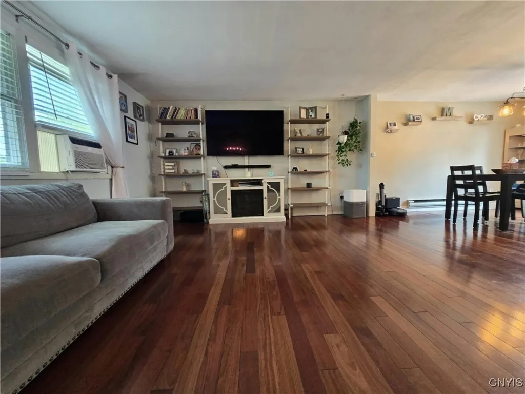 main Livingroom