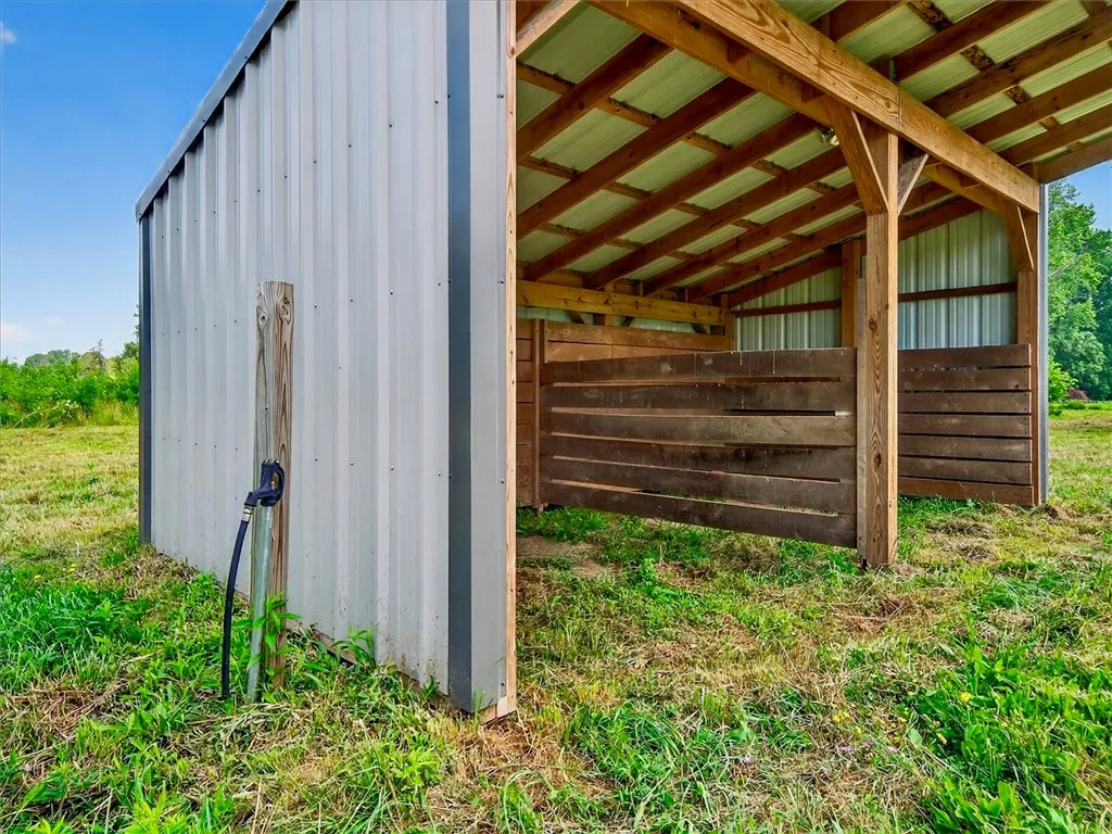 Paddock Horse Shelter with water and electric