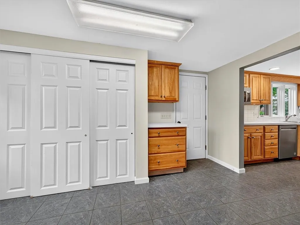 Additional Space off Kitchen