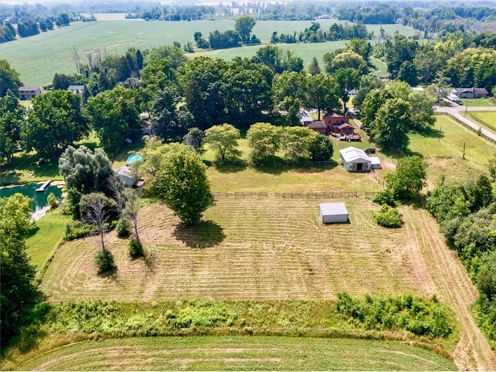 422 Huffer Road, Parma, New York 14468, Parma, New York 14468, 4 Bedrooms Bedrooms, 8 Rooms Rooms,2 BathroomsBathrooms,Residential,For Sale,422 Huffer Road, Parma, New York 14468,R1623212