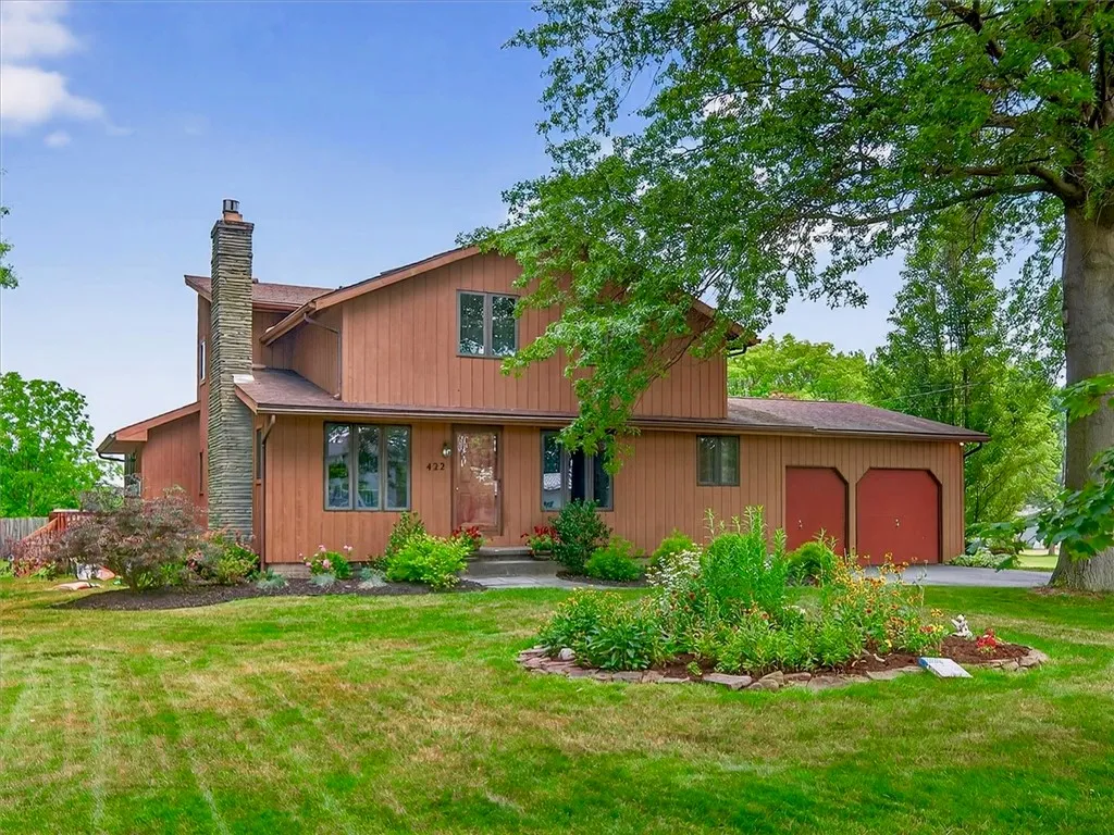 422 Huffer Road, Parma, New York 14468, Parma, New York 14468, 4 Bedrooms Bedrooms, 8 Rooms Rooms,2 BathroomsBathrooms,Residential,For Sale,422 Huffer Road, Parma, New York 14468,R1623212