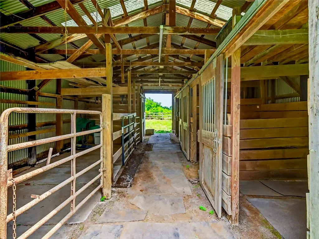 Horse Barn