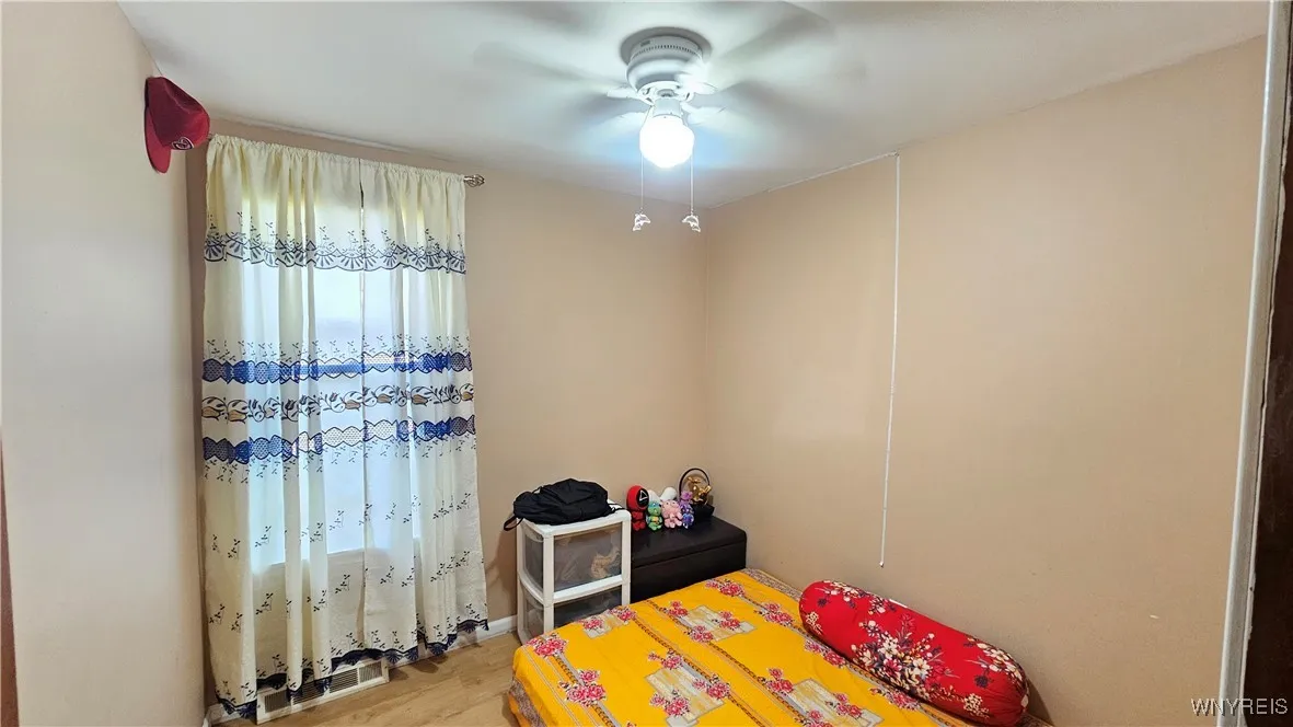 266 Lackawanna Avenue 2, Cheektowaga, New York 142, Cheektowaga, New York 14212, 5 Bedrooms Bedrooms, ,2 BathroomsBathrooms,Residential,For Sale,266 Lackawanna Avenue 2, Cheektowaga, New York 142,B1616750