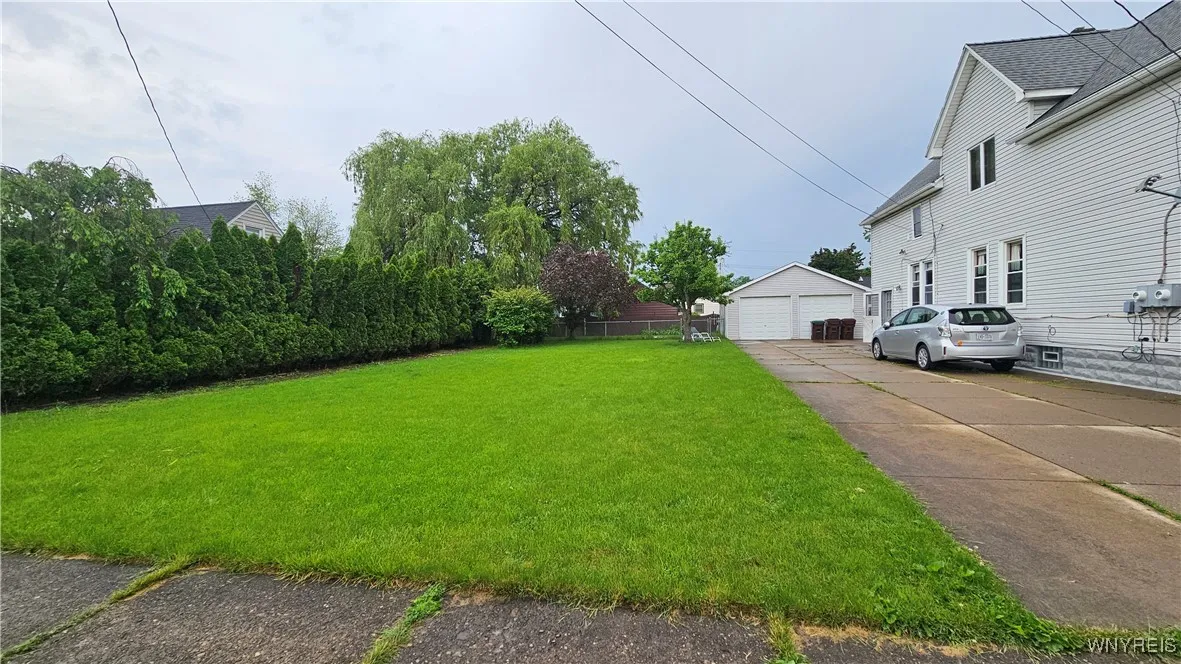 266 Lackawanna Avenue 2, Cheektowaga, New York 142, Cheektowaga, New York 14212, 5 Bedrooms Bedrooms, ,2 BathroomsBathrooms,Residential,For Sale,266 Lackawanna Avenue 2, Cheektowaga, New York 142,B1616750