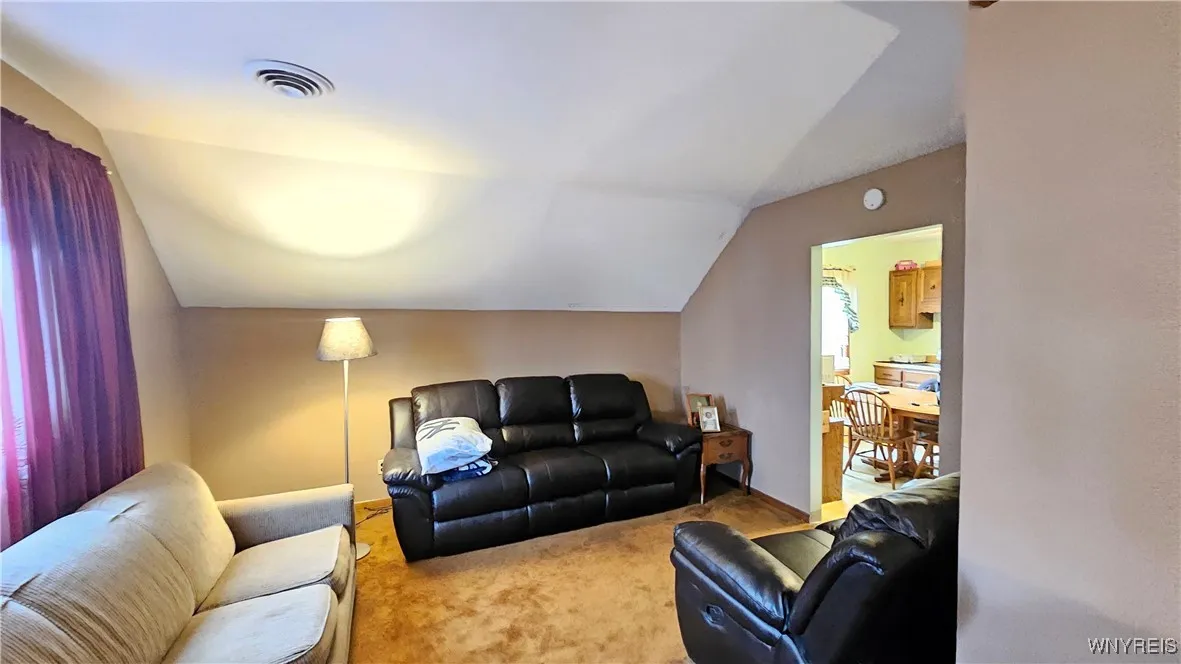 266 Lackawanna Avenue 2, Cheektowaga, New York 142, Cheektowaga, New York 14212, 5 Bedrooms Bedrooms, ,2 BathroomsBathrooms,Residential,For Sale,266 Lackawanna Avenue 2, Cheektowaga, New York 142,B1616750