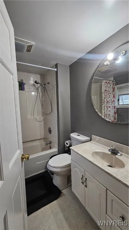 266 Lackawanna Avenue 2, Cheektowaga, New York 142, Cheektowaga, New York 14212, 5 Bedrooms Bedrooms, ,2 BathroomsBathrooms,Residential,For Sale,266 Lackawanna Avenue 2, Cheektowaga, New York 142,B1616750