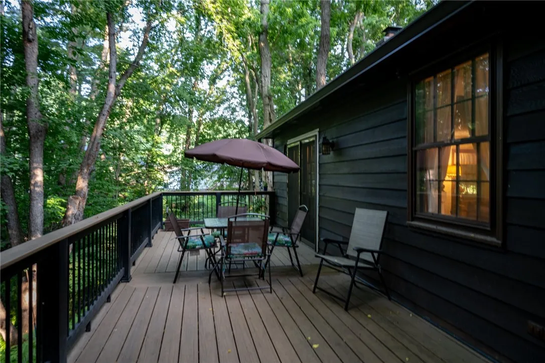 1132 Woodbridge Lane, Webster, New York 14580, Webster, New York 14580, 3 Bedrooms Bedrooms, 12 Rooms Rooms,2 BathroomsBathrooms,Residential,For Sale,1132 Woodbridge Lane, Webster, New York 14580,R1621381