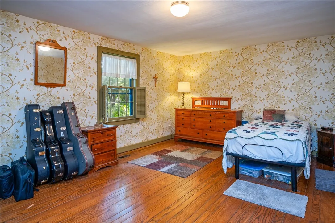 1132 Woodbridge Lane, Webster, New York 14580, Webster, New York 14580, 3 Bedrooms Bedrooms, 12 Rooms Rooms,2 BathroomsBathrooms,Residential,For Sale,1132 Woodbridge Lane, Webster, New York 14580,R1621381
