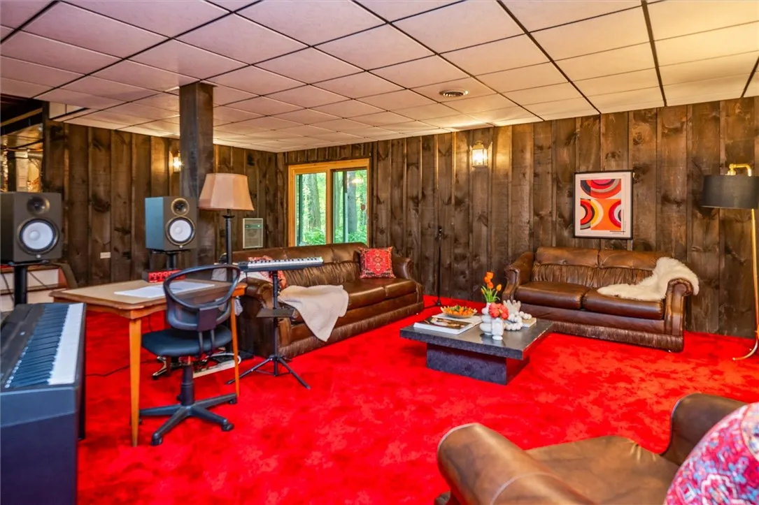 1132 Woodbridge Lane, Webster, New York 14580, Webster, New York 14580, 3 Bedrooms Bedrooms, 12 Rooms Rooms,2 BathroomsBathrooms,Residential,For Sale,1132 Woodbridge Lane, Webster, New York 14580,R1621381