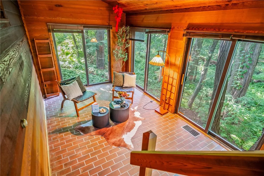 1132 Woodbridge Lane, Webster, New York 14580, Webster, New York 14580, 3 Bedrooms Bedrooms, 12 Rooms Rooms,2 BathroomsBathrooms,Residential,For Sale,1132 Woodbridge Lane, Webster, New York 14580,R1621381